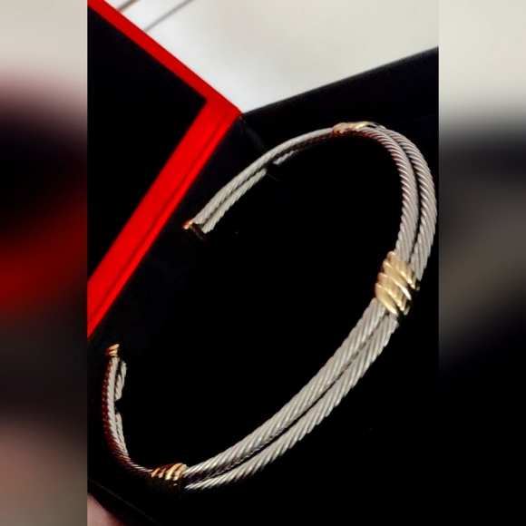 Beautiful 14k / 925 Sterling collarbone length adjustable double rope style neck - Picture 5 of 15